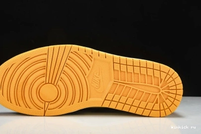 Jordan 1 High Air “Yellow Toe” OG 0903